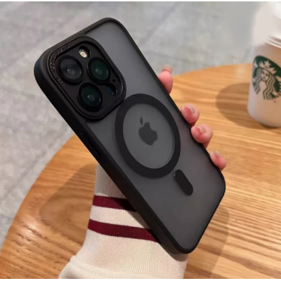 Чехол накладка Protective Camera Matte Clear iPhone 15 Pro Черная