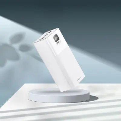 Универсальная мобильная батарея Повербанк Proove Giant 40000mAh 100W Белый