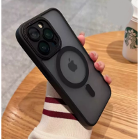 Чохол накладка Protective Camera Matte Clear iPhone 13 Чорна