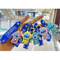Брелок Stich у костюмах у різних кольорах