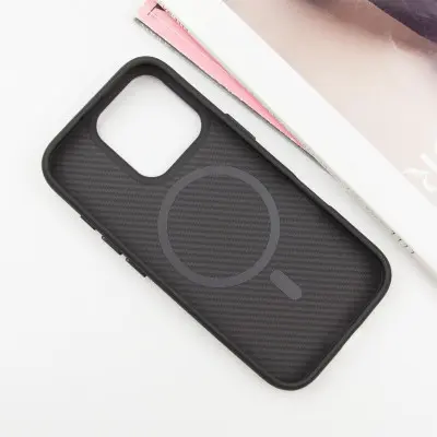 Чехол накладка Carbon MagSafe iPhone 16 Pro Чорна