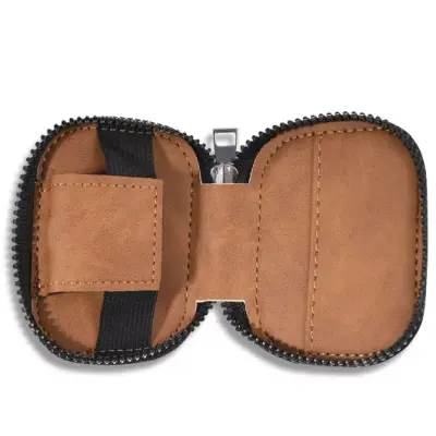 Чехол для наушников универсальный Robot Style Белый