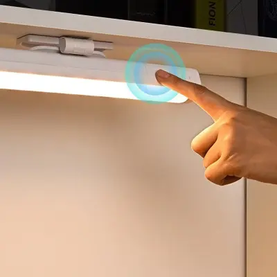 Сенсорный светильник LED с датчиком движения MZ-L3001 Swivel (37*35*280mm) White