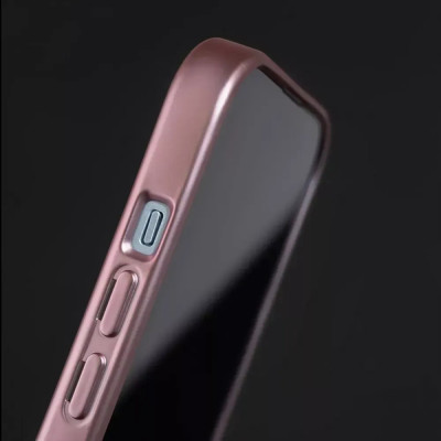 Чохол Накладка Metal Matte MagSafe iPhone 16 Рожева