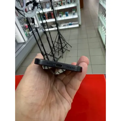 Смартфон Apple iPhone 15 Pro 256Gb Black Titanium, Чорний "S" (Б/В) (Ідеальний стан)